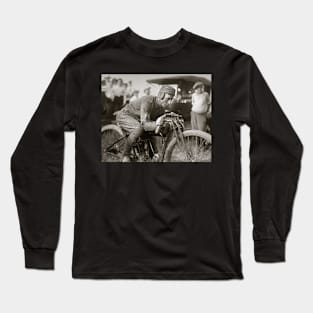 Motorcyle Racer, 1922. Vintage Photo Long Sleeve T-Shirt